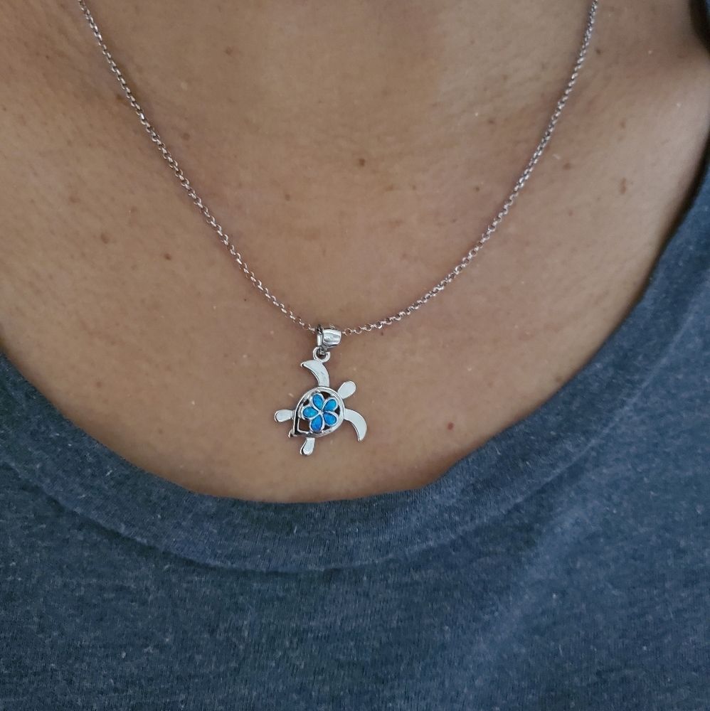 Opal turtle pendant - Picture 3 of 3